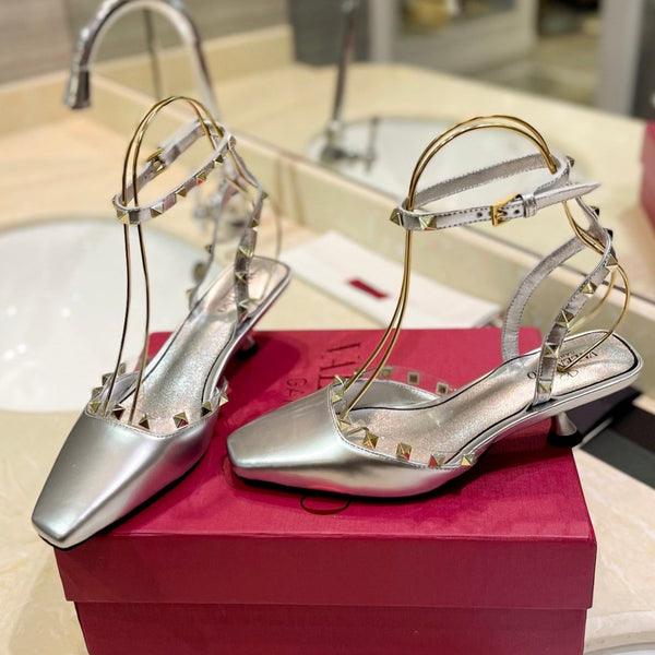 SLINGBACK ROCKSTUD IN PELLE DI VITELLO ARGENTO 50MM