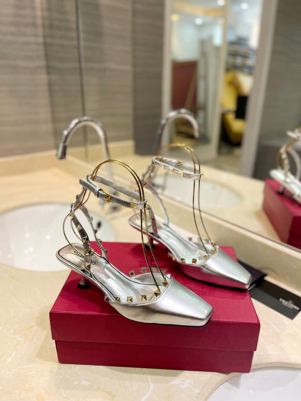 SLINGBACK ROCKSTUD IN PELLE DI VITELLO ARGENTO 50MM