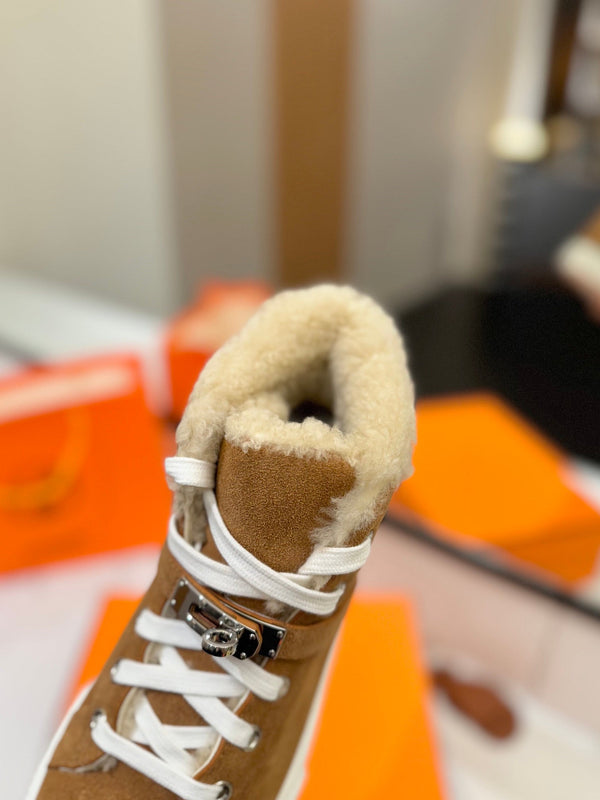 Sneaker HM Daydream marrone con fodera in lana e pelle scamosciata 983065