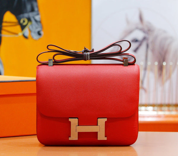 Constance 24 in pelle rossa Epsom con finiture in argento