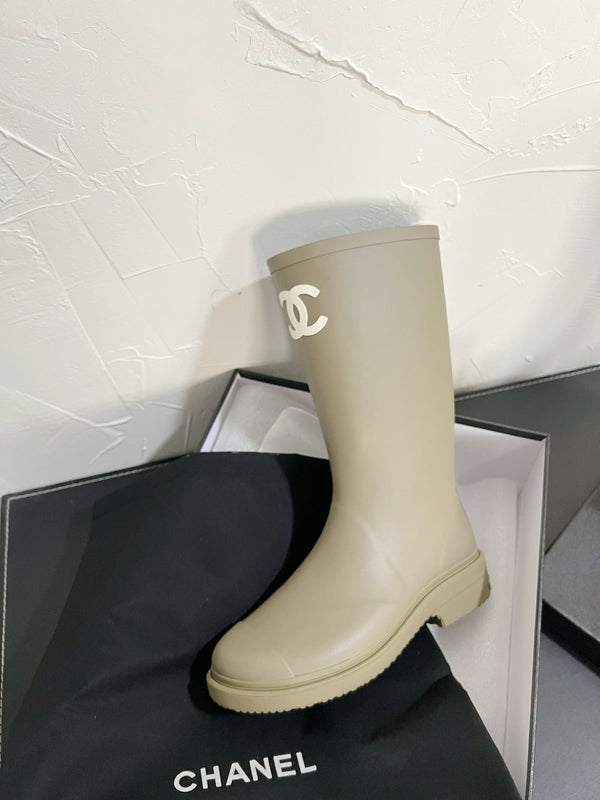CC High Boots Light Khaki Green Natural Rubber 949647