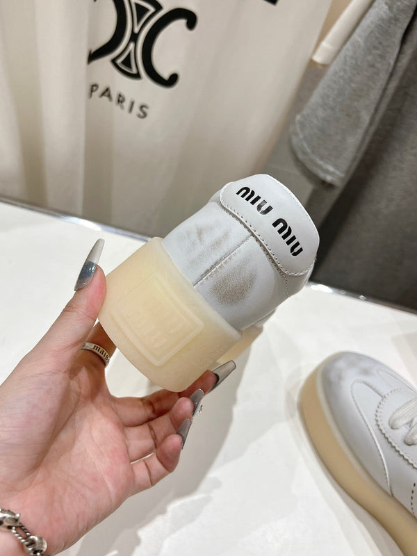 Sneakers Miu Retro in pelle di mucca bianca
