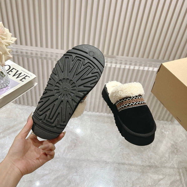 UGG Disquette Atherson Slipper Black White Wool Suede 512921