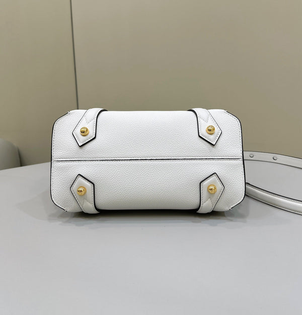 BORSA FENDI 27 IN PELLE DI VITELLO BIANCA CON FERRAMENTA ORO