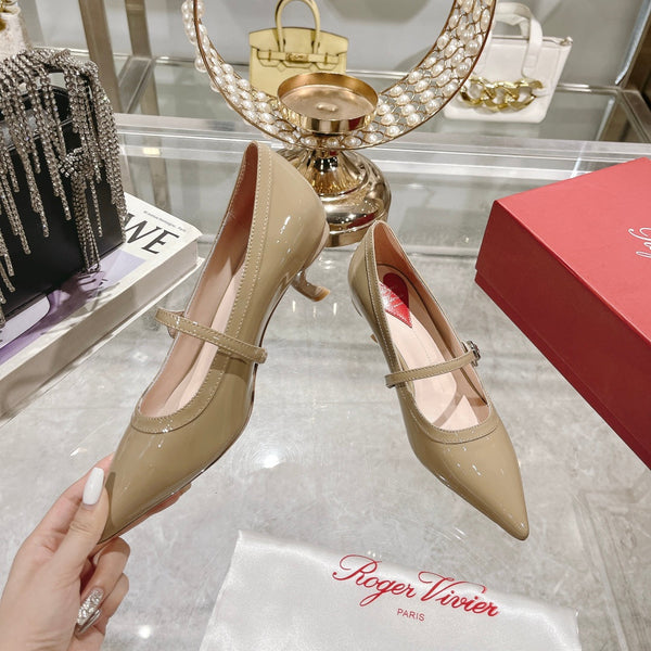 Mary Jane Virgule Pumps 55 Beige Pelle Verniciata