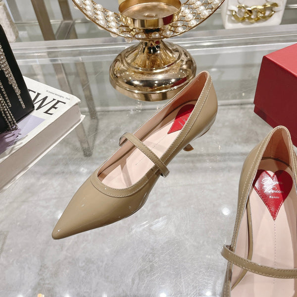 Mary Jane Virgule Pumps 55 Beige Pelle Verniciata