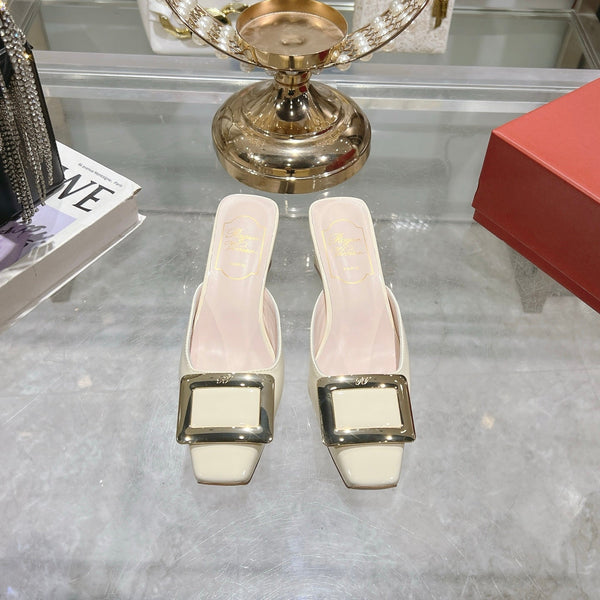 Viv 25 Mules Buckle Beige Patent Leather 235350