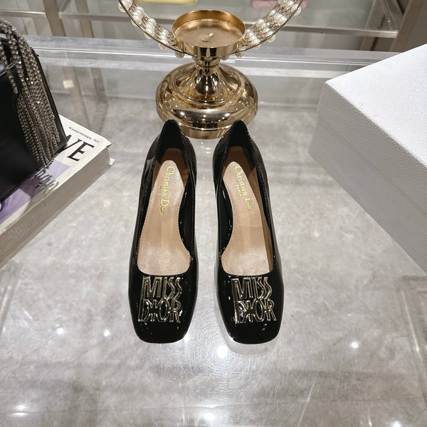 CD 25 Pump Heel Height 3cm Black Patent Leather 393413