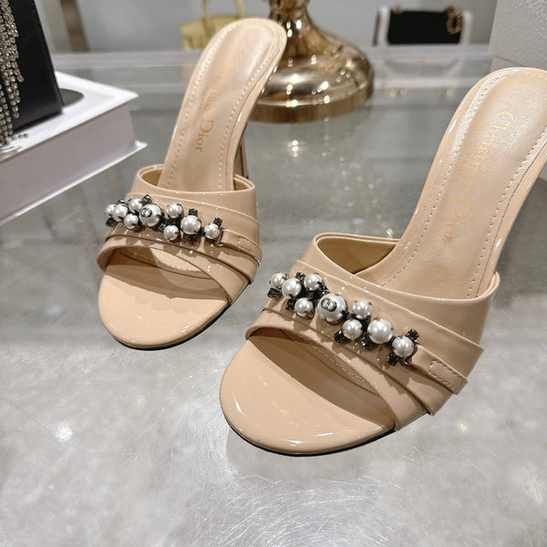 CC 26 Mules à Talon Haut 85mm Cuir Verni Beige Perle 592250