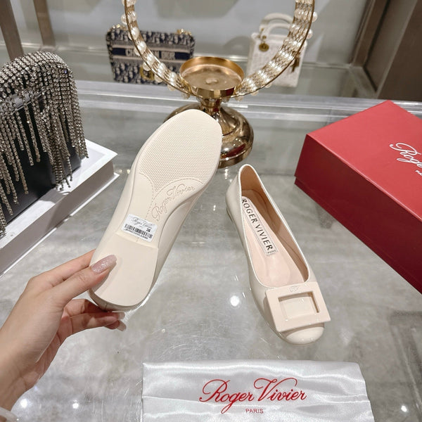 Roger Vivier 26s U Look Ballet Flat Ivory Leather 679805
