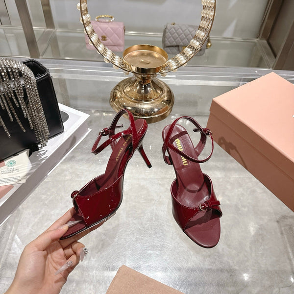Miu Sandal With Buckle Burgundy Patent Leather 751327