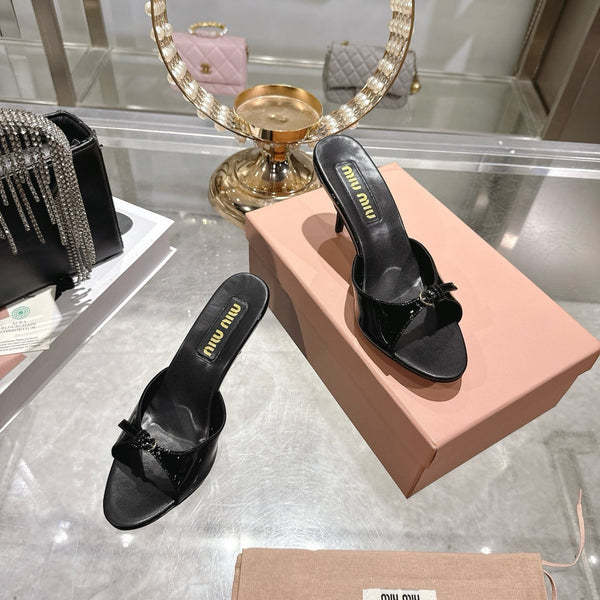 Miu Mules With Buckle Black Patent Leather 751336