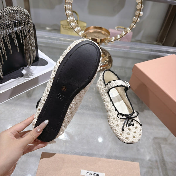Miu Crochet Ballerinas Cream Black Wool Leather 901742