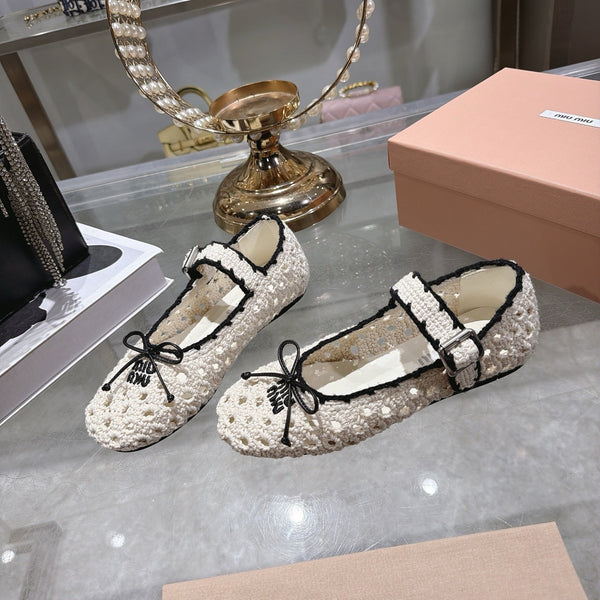 Miu Crochet Ballerinas Cream Black Wool Leather 901742