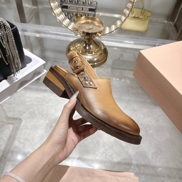 Miu 26s Clogs Ankle-strap Beige Leather 951507