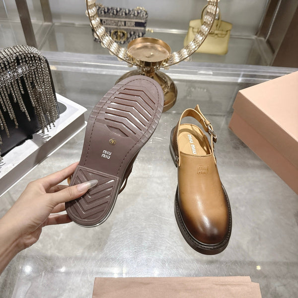 Miu 26s Clogs Ankle-strap Beige Leather 951507