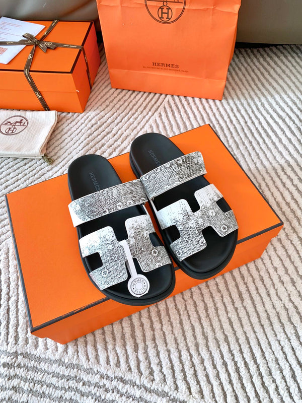 HM Chypre Sandal Ombre White Black Cowhide 963215