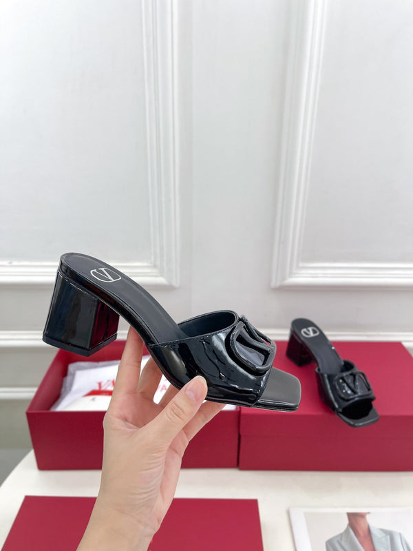 Vlogo 60 Patent Sandal Black Leather