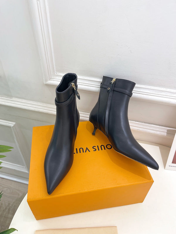Stivaletto LV Stellar 40mm in pelle di vitello nera liscia