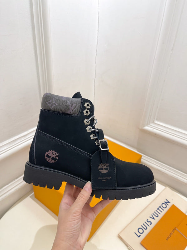 STIVALETTO MARTIN LV X TIMBERLAND IN CAMOSCIO NERO