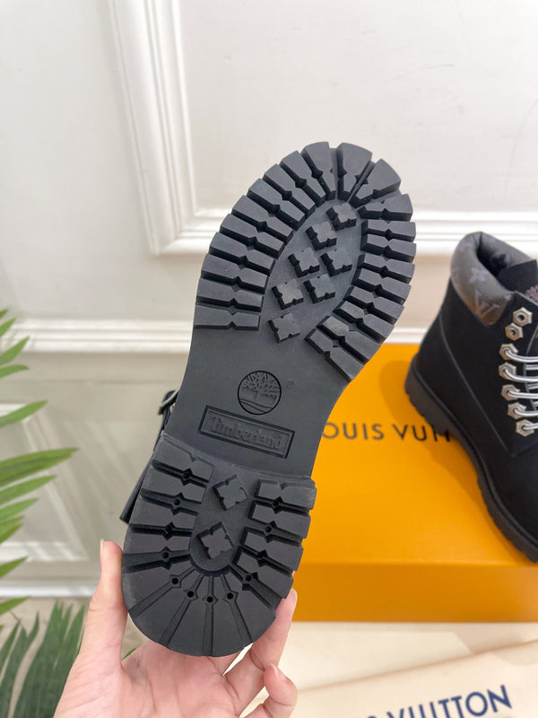 STIVALETTO MARTIN LV X TIMBERLAND IN CAMOSCIO NERO