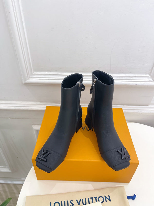 STIVALETTI TACCO BLOCK 5,5 CM IN VITELLO PEPPLE NERO