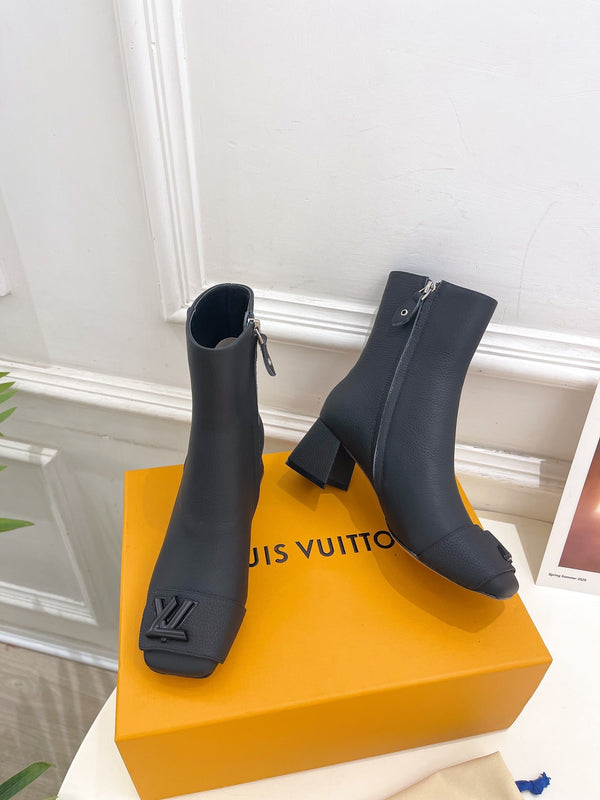 STIVALETTI TACCO BLOCK 5,5 CM IN VITELLO PEPPLE NERO