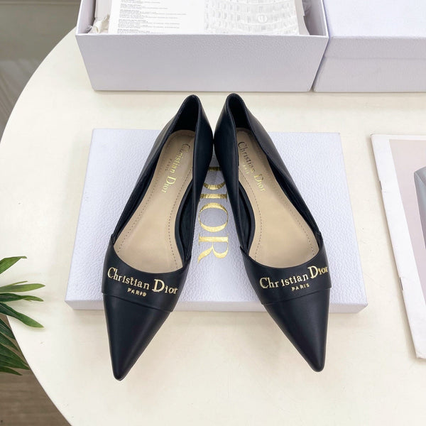 CD 25 Pump Flat Black Calfskin 307415