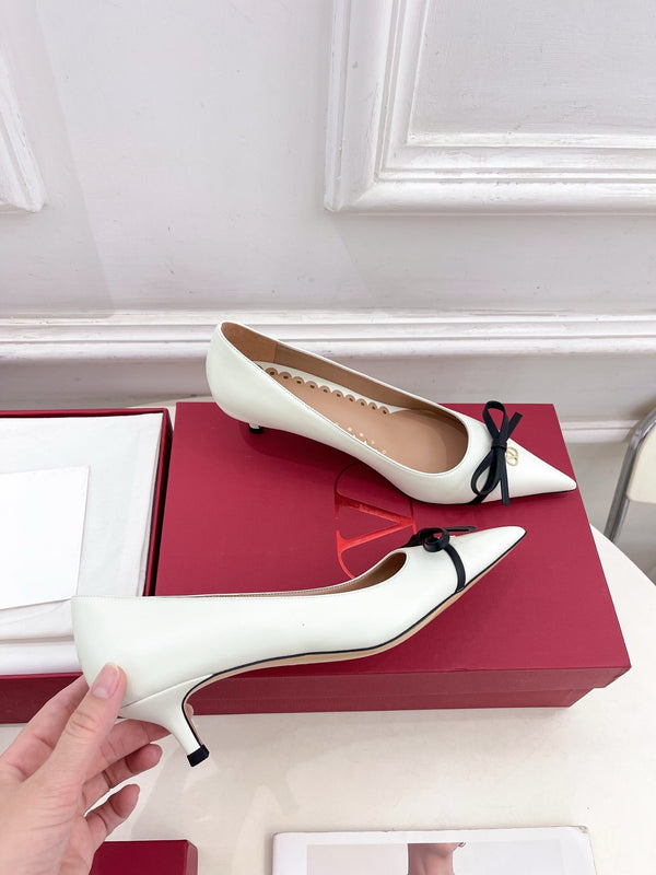 VT 25 Bepointy Pump 4,5 cm Pelle di agnello bianca 325526