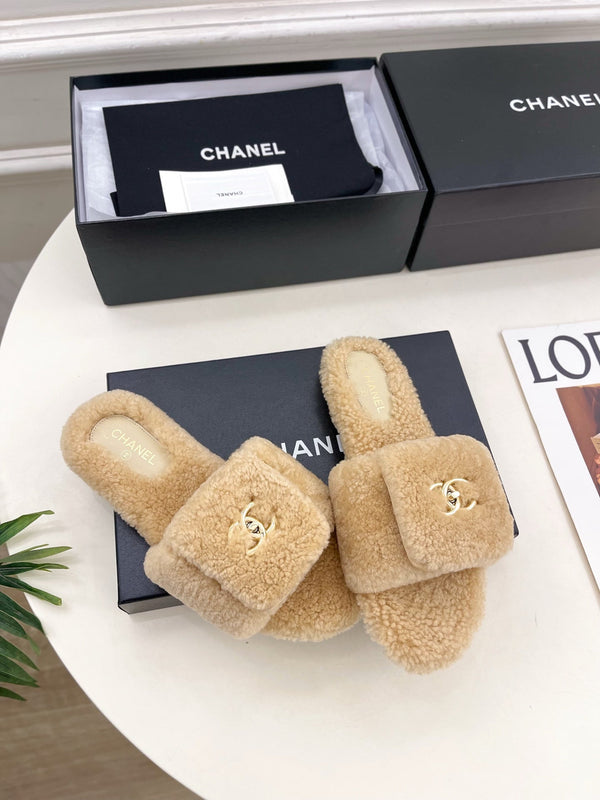 CC 25s Logo Slippers Beige Wool GHW 435268