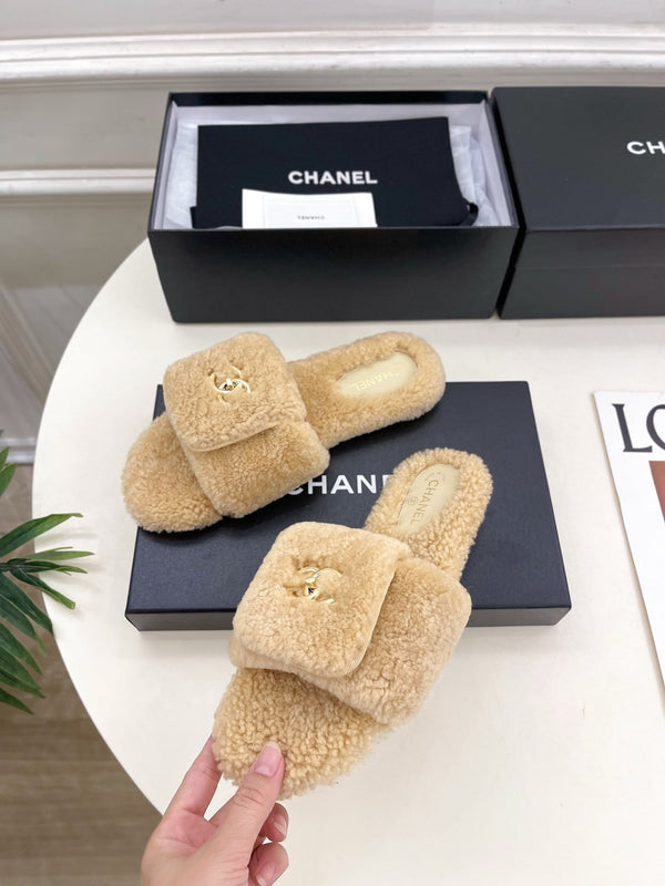 CC 25s Logo Slippers Beige Wool GHW 435268