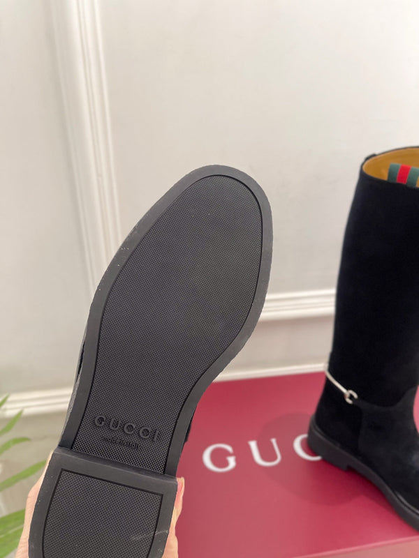 Gucci 25𝐬𝐬 hight boots black suede 435368