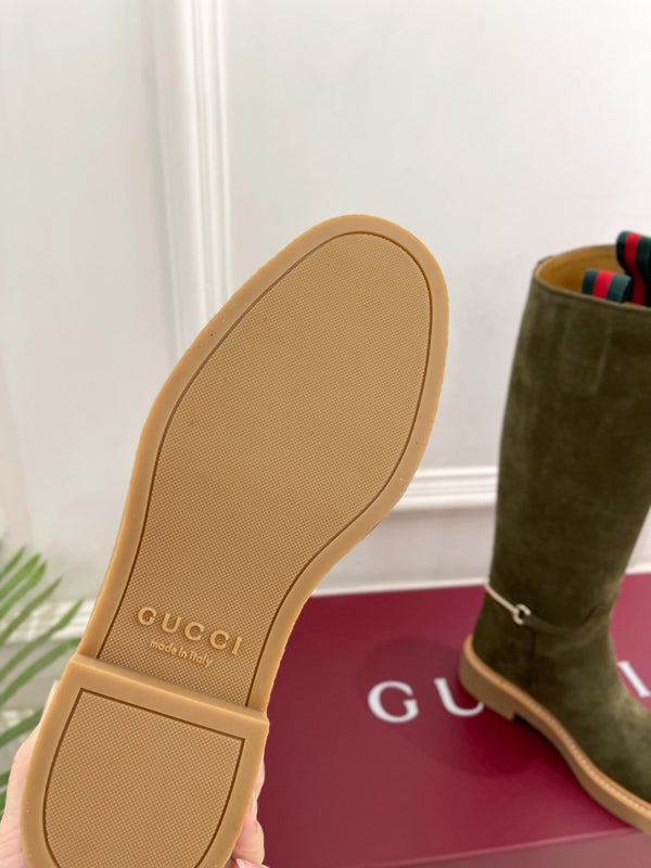 Gucci 25𝐬𝐬 hight boots olive green suede 435371