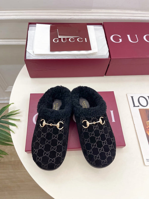 GG Horsebit Embossed Mule Black Suede And Wool 536050