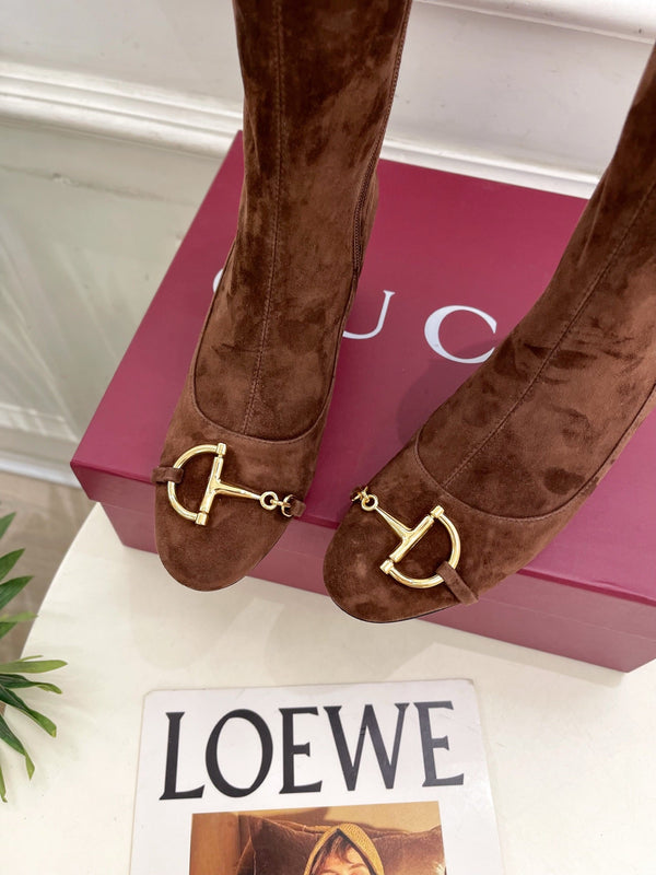 GG half-D chain buckle ankle boots brown suede 536055