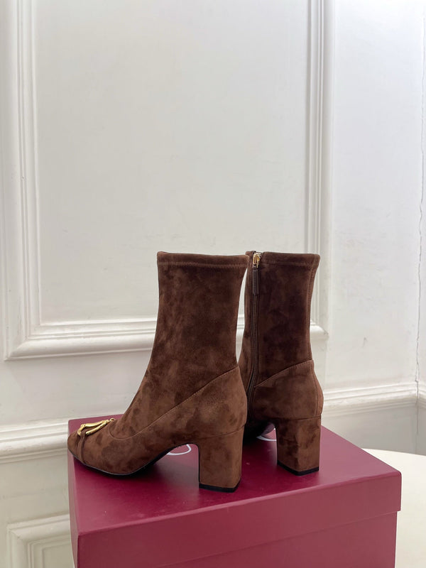 GG half-D chain buckle ankle boots brown suede 536055