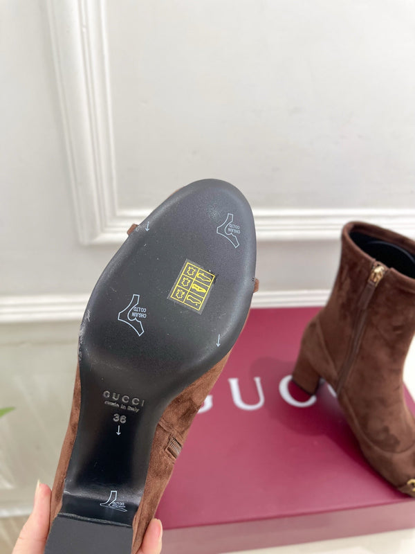 GG half-D chain buckle ankle boots brown suede 536055