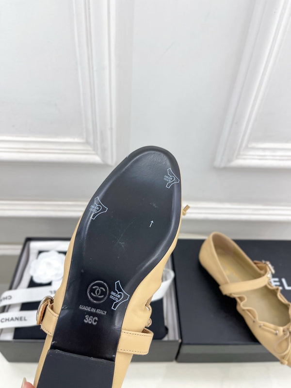 CC 26 SS Ruffled Bow Mary Jane Flats Beige Calfskin 586930