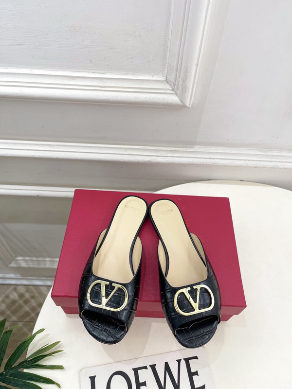 Vlogo Slides Black Croc-Embossed Leather 746265