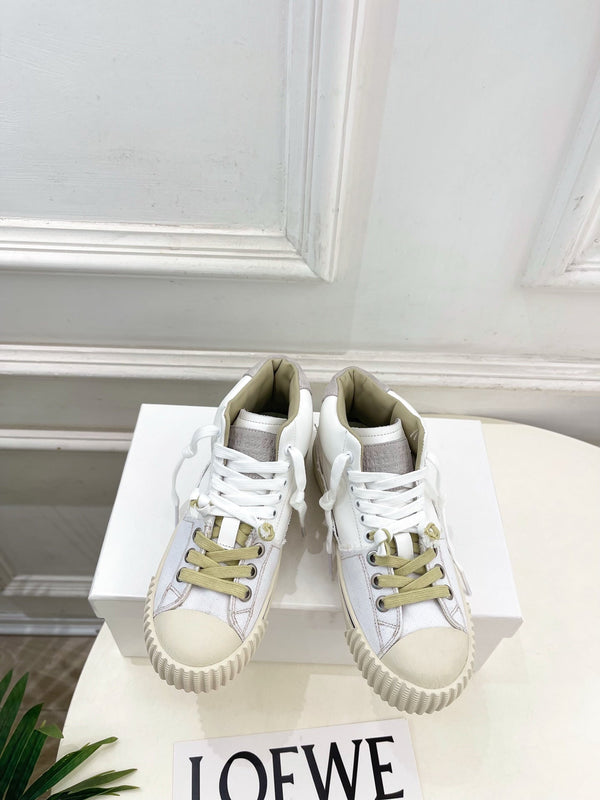 MM 26s New Evolution Mid-Top Sneakers Cream Canvas Calfskin 947483