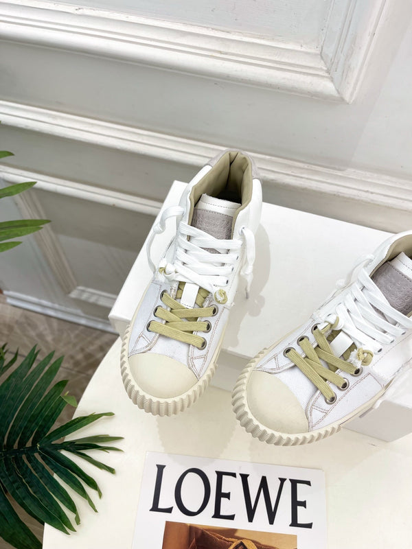 MM 26s New Evolution Mid-Top Sneakers Cream Canvas Calfskin 947483