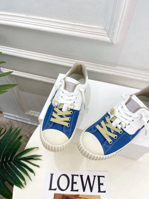 MM 26s New Evolution Sneakers White Blue Canvas Calfskin 947487