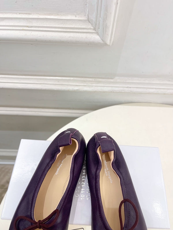 MM 26s Tabi Ballet Flats Plum Lambskin 947492