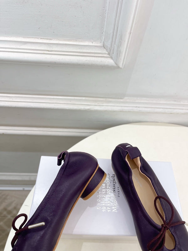 MM 26s Tabi Ballet Flats Plum Lambskin 947492