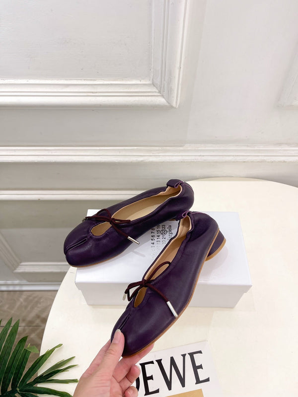 MM 26s Tabi Ballet Flats Plum Lambskin 947492
