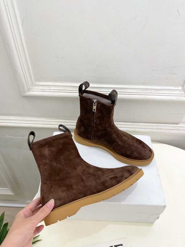 CE 26s Flow Zipped Ankle Boots Coffee Suede 947591