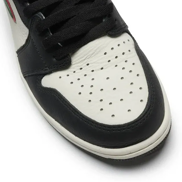 Nike Air Jordan 1 Retro Black White Green Logo Cowhide