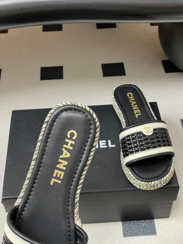 CC 26s Chaussons compensés Cuir de vachette noir 649461