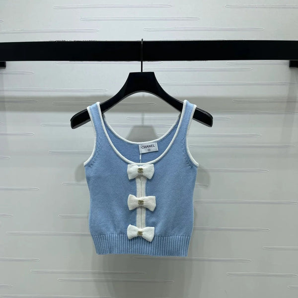 Gilet en tricot Chanel 2026 en laine avec nœud décoratif