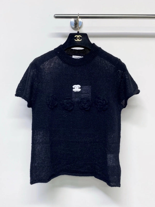 T-shirt à manches courtes Chanel 2026 en laine noire et beige à motif floral